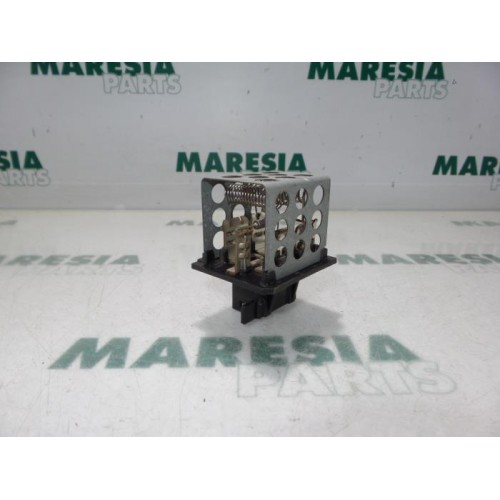 Peugeot - 206 - Heater resistor