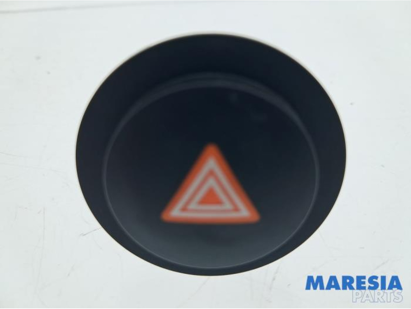 Citroen - C1 - Panic lighting switch