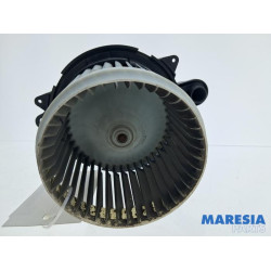 Dacia - Dokker - Heating and ventilation fan motor