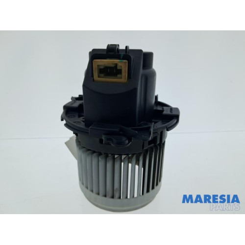 Dacia - Dokker - Heating and ventilation fan motor