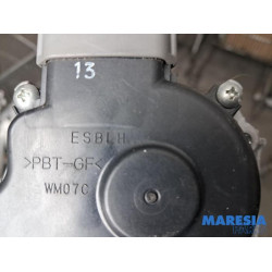 Dacia - Dokker - Front wiper motor