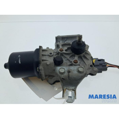 Dacia - Dokker - Front wiper motor