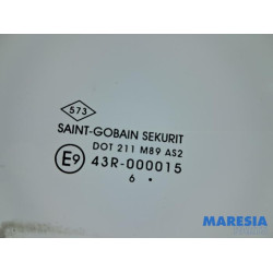 Dacia - Dokker - Door window 2-door, right