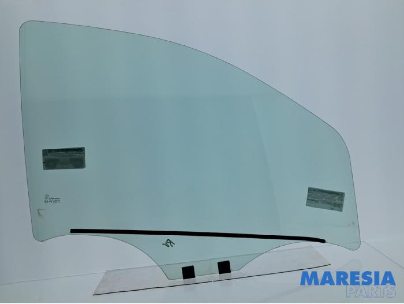 Dacia - Dokker - Door window 2-door, right