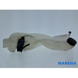 Dacia - Dokker - Front windscreen washer reservoir