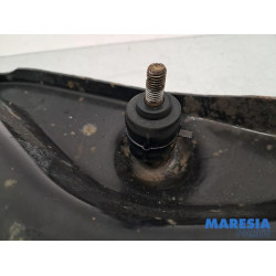 Dacia - Dokker - Front lower wishbone, right