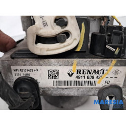 Dacia - Dokker - Power steering pump