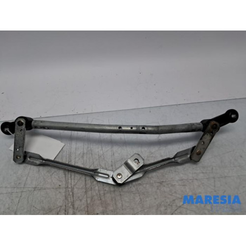 Dacia - Dokker - Wiper mechanism