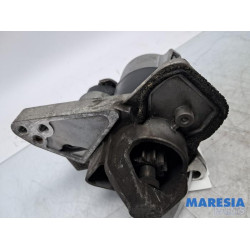 Renault - Clio - Starter