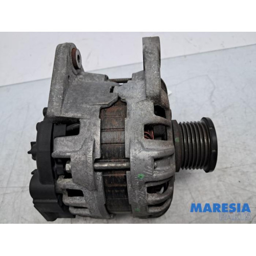 Renault - Clio - Dynamo