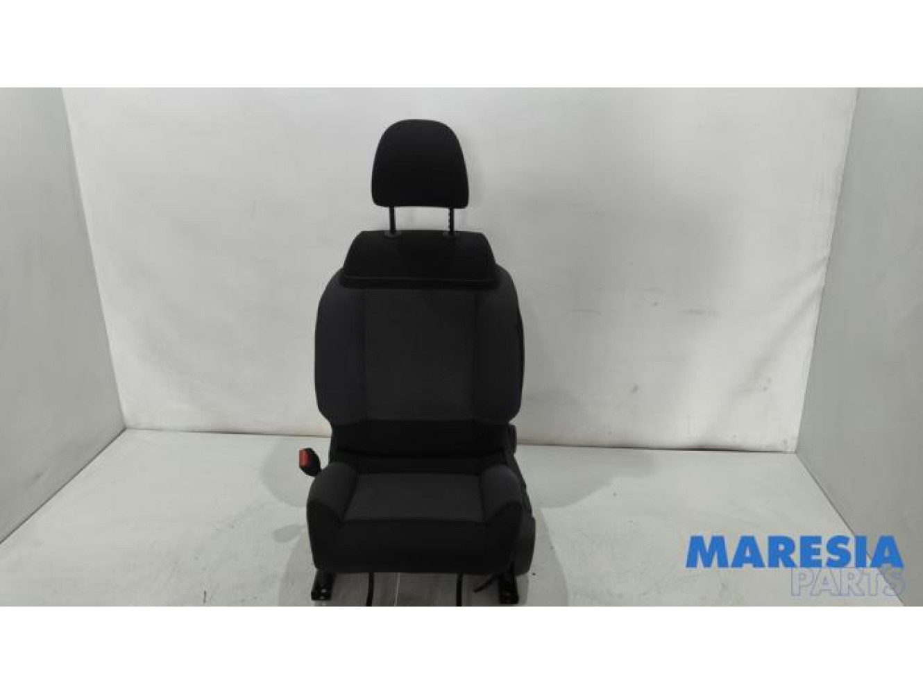 Citroen - C3 - Seat, left