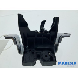 Citroen - C1 - Tailgate lock mechanism