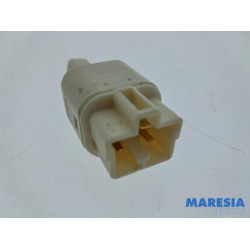 Citroen - C1 - Brake light switch