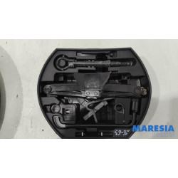 Citroen - C3 - Krikset + reservewiel