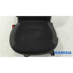 Renault - Captur - Stoel links