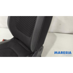 Renault - Captur - Stoel links
