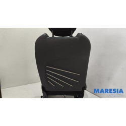 Renault - Captur - Stoel links