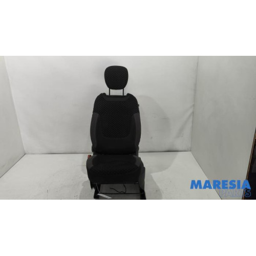 Renault - Captur - Stoel links