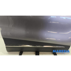 Renault - Captur - Front door 4-door, right