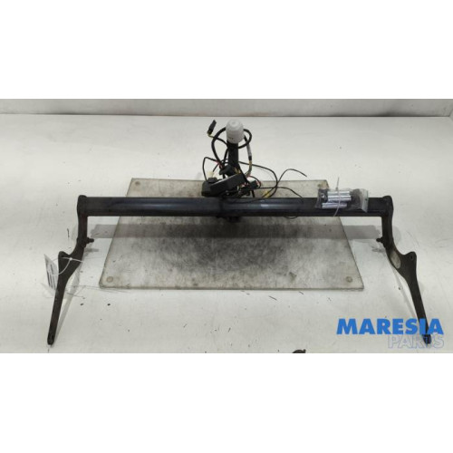 Renault - Captur - Towbar