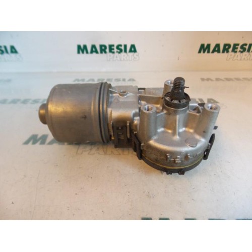 Peugeot - 206 - Front wiper motor
