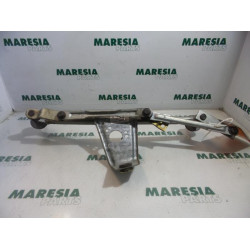 Peugeot - 206 - Wiper mechanism