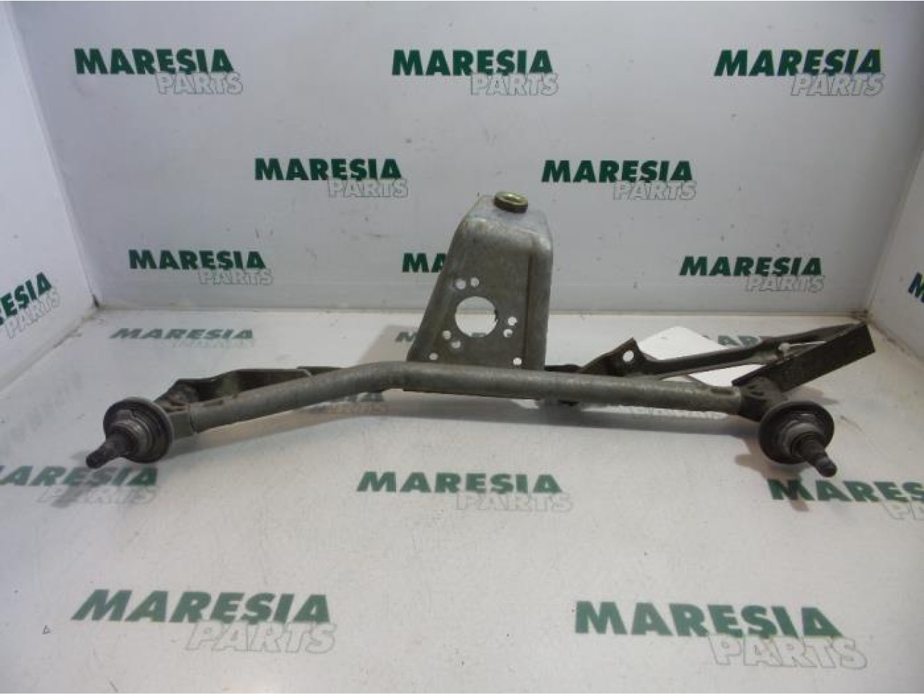 Peugeot - 206 - Wiper mechanism