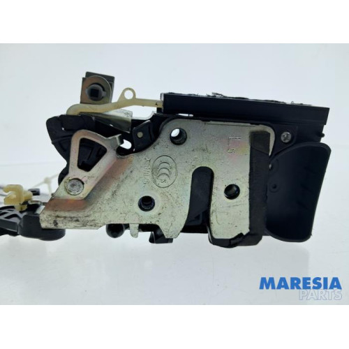 Opel - Karl - Serrure portière mécanique 4portes arrière gauche