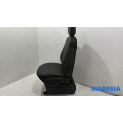 Renault - Master - Stoel links