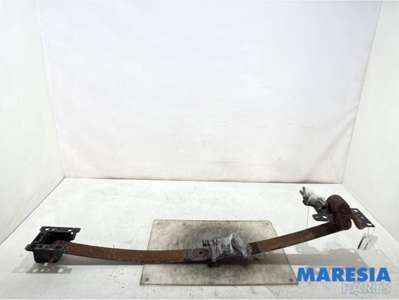 Renault - Master - Bladveer achter