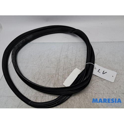 Opel - Karl - Portierrubber 4Deurs links-voor