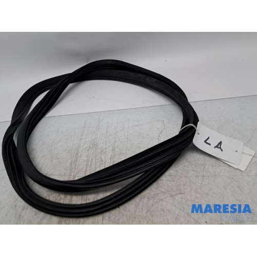 Opel - Karl - Türgummi 4-türig links hinten