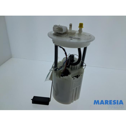 Opel - Karl - Electric fuel pump