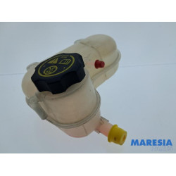 Opel - Karl - Expansion vessel