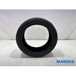 Renault - Clio - Winter tyre