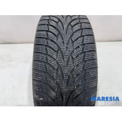 Renault - Clio - Winter tyre