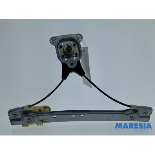 Opel - Karl - Mécanique vitre 4portes arrière droite