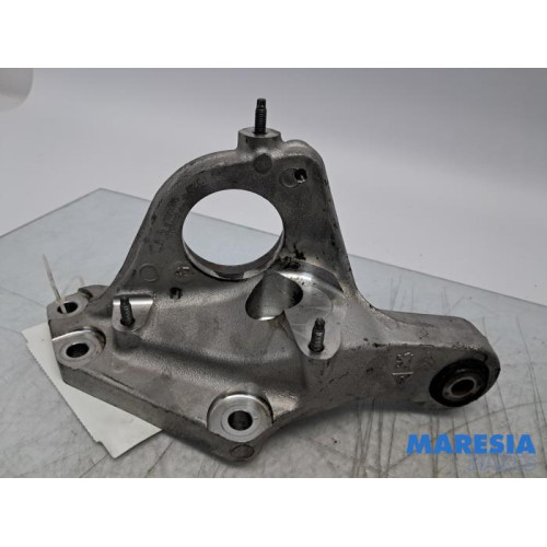 Opel - Vivaro - Stütze (sonstige)