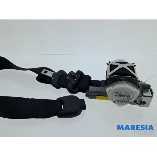 Fiat - 500 - Front seatbelt, right