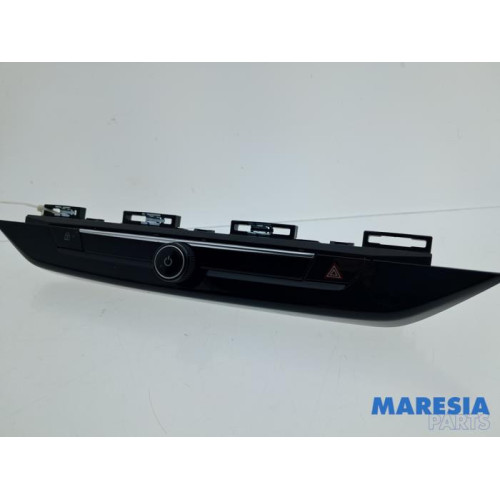 Opel - Mokka - Radiobedienfeld