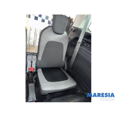 Citroen - C4 Grand Picasso - Rear seat