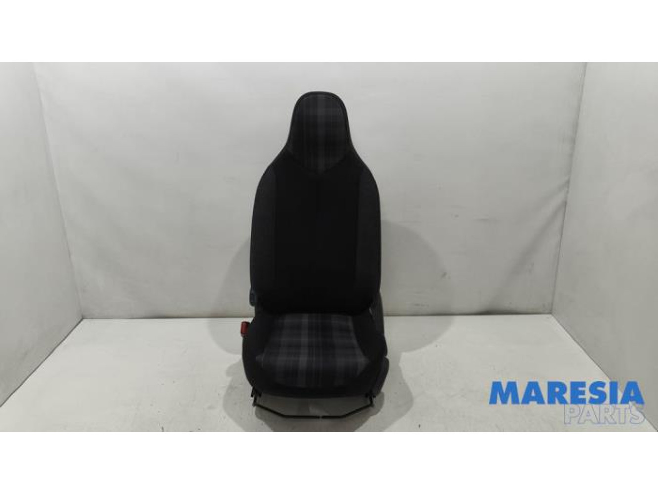 Peugeot - 108 - Seat, left
