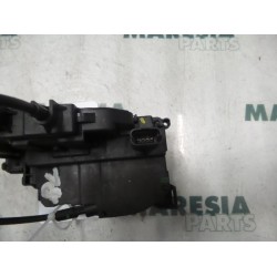 Renault - Megane - Front door lock mechanism 4-door, right