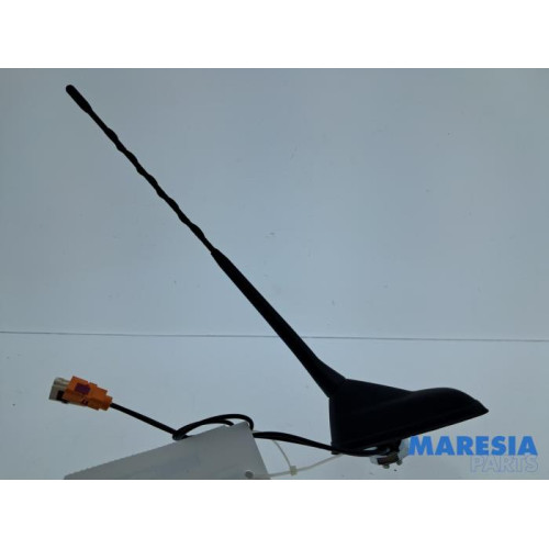 Opel - Mokka - Antenne