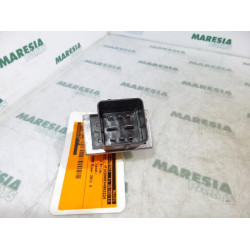Renault - Megane - Glow plug relay