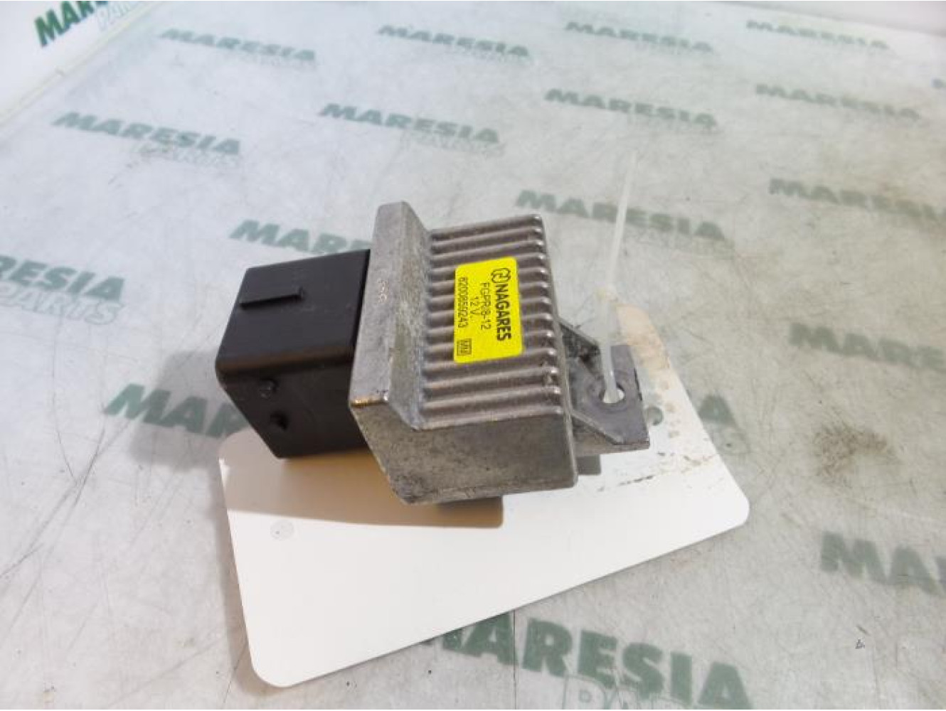 Renault - Megane - Glow plug relay