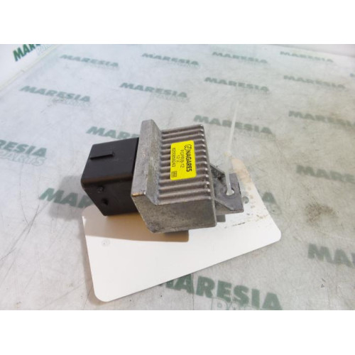 Renault - Megane - Glow plug relay