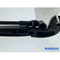 Citroen - C1 - Ruitenwisserarm voor