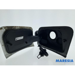 Opel - Mokka - Tank Klep