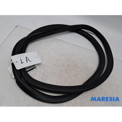 Opel - Mokka - Joint caoutchouc portière 4portes arrière gauche